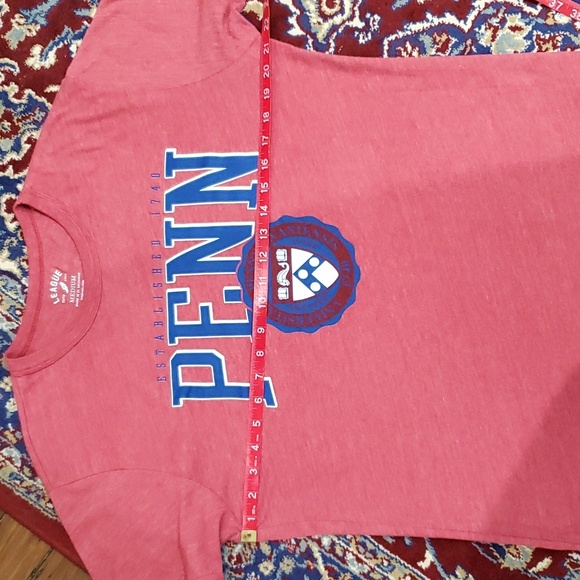 University of Pennsylvania T shirt - Picture 11 of 13